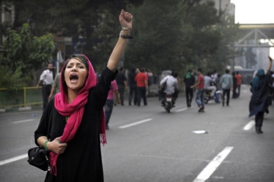 المقاومة الايرانية : زيادة تجارة الأطفال في حكم الملالي المقاومة الايرانية : زيادة تجارة الأطفال في حكم الملالي