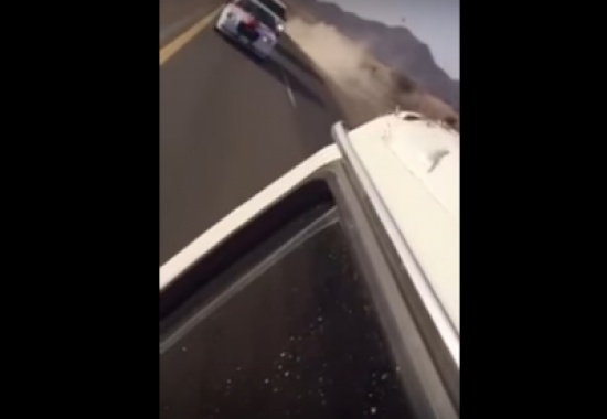 بالفيديو .. موكب زفاف يتحول إلى مأساة بعد حادث تصادم بالفيديو .. موكب زفاف يتحول إلى مأساة بعد حادث تصادم