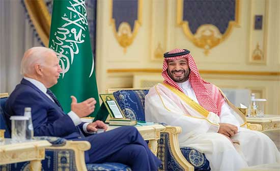 الأمير محمد بن سلمان وبايدن يعقدان مباحثات ثنائية في قصر السلام بجدة الأمير محمد بن سلمان وبايدن يعقدان مباحثات ثنائية في قصر السلام بجدة