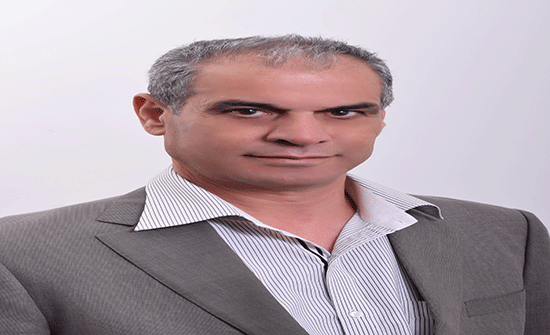 ترقية الدكتور طبيشات إلى رتبة أستاذ مشارك في جامعة إربد الأهلية ترقية الدكتور طبيشات إلى رتبة أستاذ مشارك في جامعة إربد الأهلية