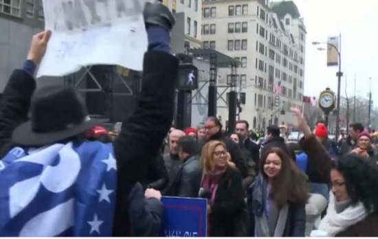 مواجهات بنيويورك بين معارضي ترمب وأنصاره