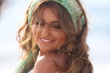 شذى حسون: أتمنى تجسيد شخصية امرأة مستبدة أو مريضة نفسياً شذى حسون: أتمنى تجسيد شخصية امرأة مستبدة أو مريضة نفسياً