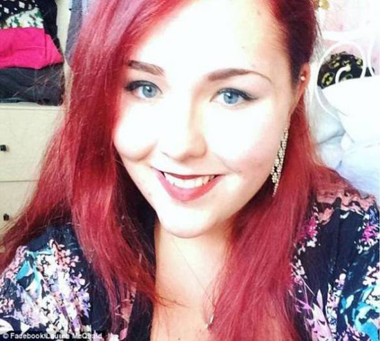 قبّلَ حبيبته وغادرَ كي يتركها ترتاح دو أن يعلم أنها أصلا...!!