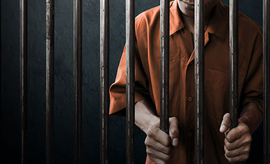 معتقلون علناً لدى النظام السوري يموتون بسرية تامة!