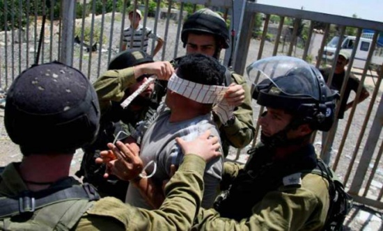الأسرى الفلسطينيون يواصلون إضرابهم لليوم الثامن في سجون اسرائيل الأسرى الفلسطينيون يواصلون إضرابهم لليوم الثامن في سجون اسرائيل