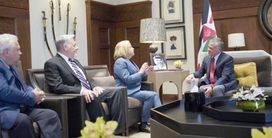 الملك يستقبل رئيسة اللجنة الفرعية للشؤون الخارجية لمنطقة الشرق الأوسط وشمال افريقيا في مجلس النواب الأميركي الملك يستقبل رئيسة اللجنة الفرعية للشؤون الخارجية لمنطقة الشرق الأوسط وشمال افريقيا في مجلس النواب الأميركي