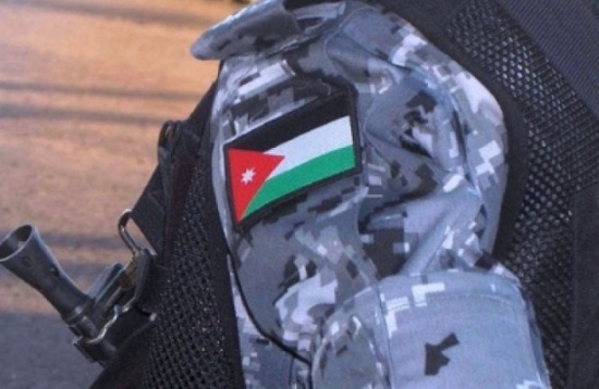 القبض على مطلوبين مسلحين بعد مطاردتهم في اليادودة