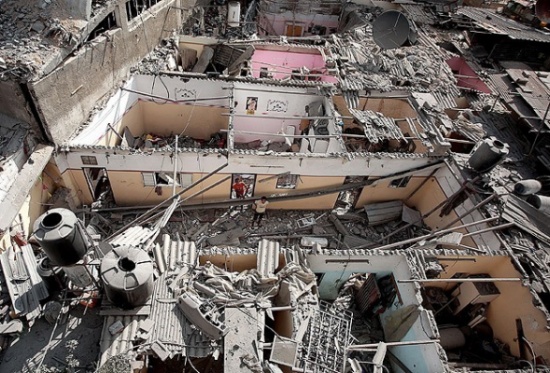 بالصور والفيديوهات : " تسونامي " غزة ... حتى لا ننسى