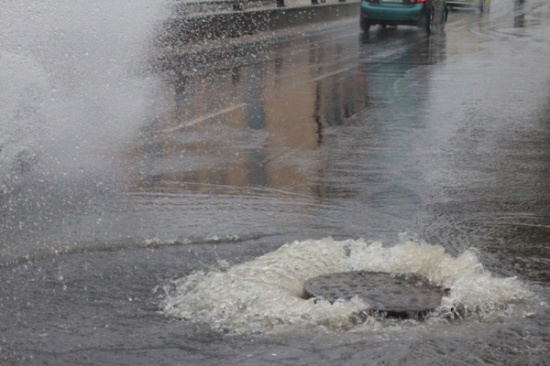 " 5 " ورش لصيانة المناهل  و  " 25 " ورشة لصيانة الشوارع في عمان