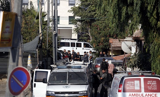 الاحتلال يخلي منزل عائلة فلسطينية بالقدس لصالح مستوطنين الاحتلال يخلي منزل عائلة فلسطينية بالقدس لصالح مستوطنين