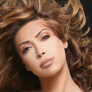 غريبة هالدني.. كليب جديد للفنانة نوال الزغبي غريبة هالدني.. كليب جديد للفنانة نوال الزغبي