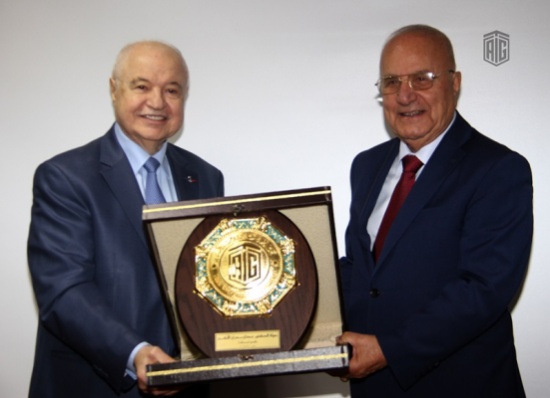 ملتقى "أبوغزاله المعرفي" يعقد مؤتمر "تطوير التعليم أساس الإصلاح"