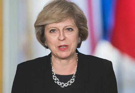 رئيسة الوزراء البريطانية تنجو من سحب الثقة بتصويت البرلمان