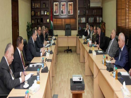 وزير العدل يبحث التعاون مع وفد قضائي من كردستان وزير العدل يبحث التعاون مع وفد قضائي من كردستان