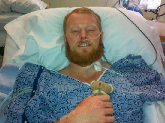 بالفيديو :  حركة واحدة أصابت هذا الرجل بالشلل