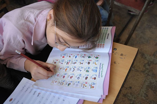 بالصور : تدريس اللغة الروسية في مدارس النظام السوري بالصور : تدريس اللغة الروسية في مدارس النظام السوري