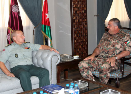 رئيس هيئة الأركان المشتركة يستقبل نائب رئيس هيئة الركن