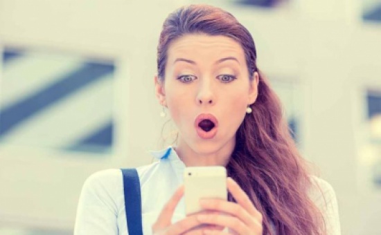 نهفات الأمهات على مواقع التواصل الإجتماعي نهفات الأمهات على مواقع التواصل الإجتماعي