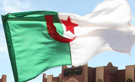 الداخلية الجزائرية تنفي التحقيق مع مدير الشرطة المقال الداخلية الجزائرية تنفي التحقيق مع مدير الشرطة المقال