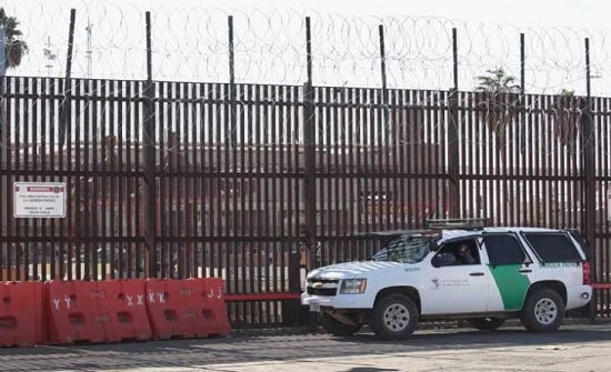 البيت الأبيض: ترامب سيبدأ ببناء الجدار بعد 21 يوماً