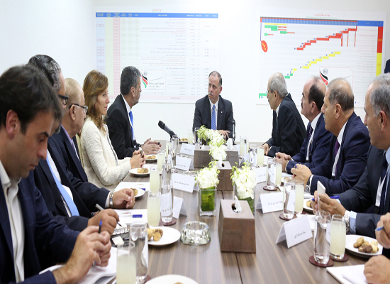 نائب الملك يزور الهيئة المستقلة للانتخاب