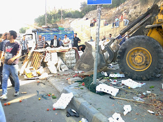 حملة لازالة البسطات المخالفة في منطقتي مؤتة والمزار الجنوبي