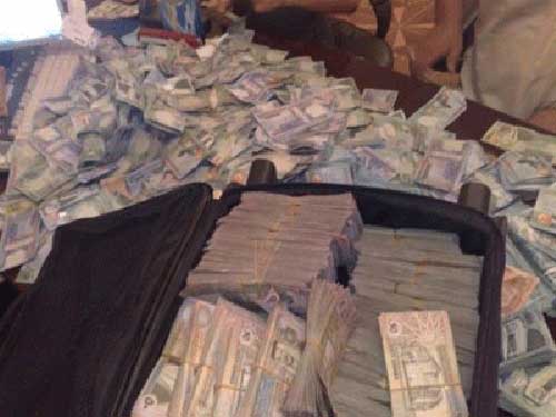 الأردن : وزارة المالية تعفي السفارة الكويتية من 200 ألف دينار الأردن : وزارة المالية تعفي السفارة الكويتية من 200 ألف دينار