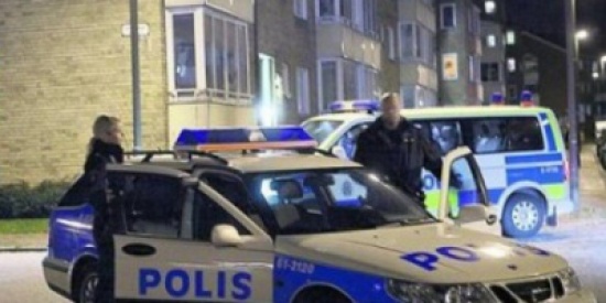 اغتيال صحفيتين ورئيسة مجلس بلدي فنلنديات اغتيال صحفيتين ورئيسة مجلس بلدي فنلنديات
