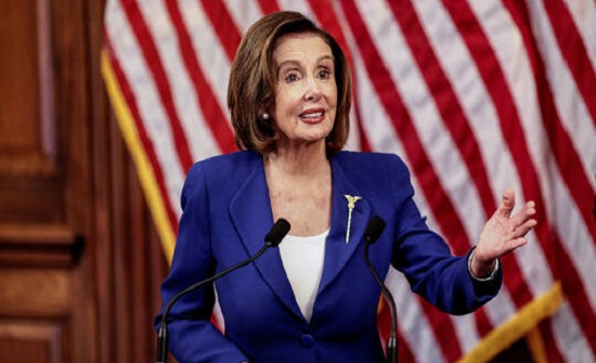 بيلوسي: ترامب يهرب إلى الأمام وقراراته ستؤدي إلى مزيد من الوفيات