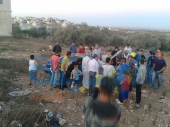 بيت راس : شارع الحوادث يتسبب بانقلاب سيارة " صور "