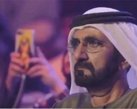 بالفيديو - شابة عربية تتسبب في بكاء حاكم دبي.. شاهدوا ماذا أخبرته؟ بالفيديو - شابة عربية تتسبب في بكاء حاكم دبي.. شاهدوا ماذا أخبرته؟