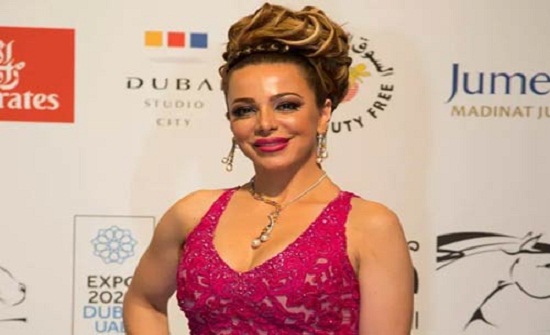 شاهد.. سوزان نجم الدين في جلسة ممتعة مع عادل إمام.. شاهد.. سوزان نجم الدين في جلسة ممتعة مع عادل إمام..