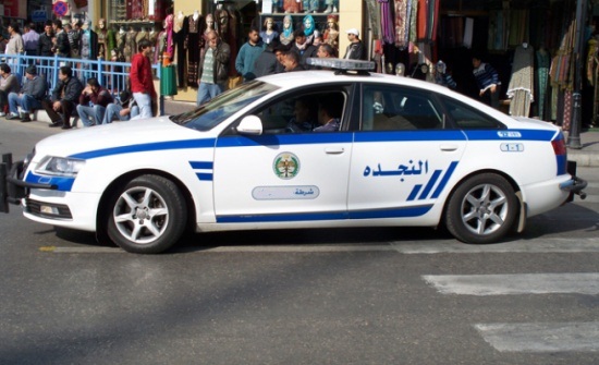 تواجد أمني كثيف بالزرقاء للبحث عن إحدى المركبات تواجد أمني كثيف بالزرقاء للبحث عن إحدى المركبات