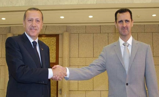 تركيا تقر رسميا: نجري "اتصالا" مع الحكومة السورية