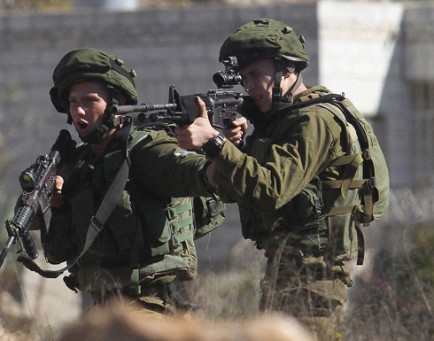 استشهاد فلسطيني برصاص الاحتلال بزعم " محاولته طعن " جندي في نابلس استشهاد فلسطيني برصاص الاحتلال بزعم " محاولته طعن " جندي في نابلس