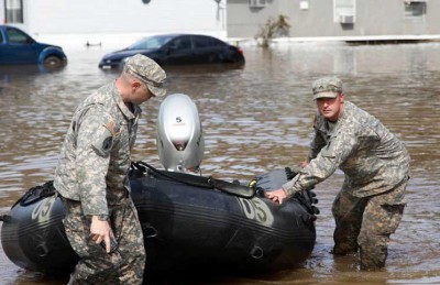 مقتل أربعة على الأقل بسبب الفيضانات في جنوب الولايات المتحدة وتضرر آلاف المنازل