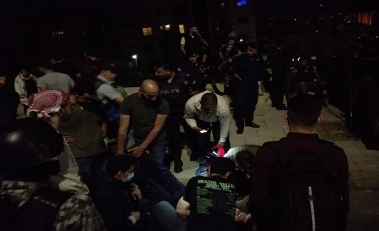 حالات اغماء في الشميساني جراء التدافع حالات اغماء في الشميساني جراء التدافع