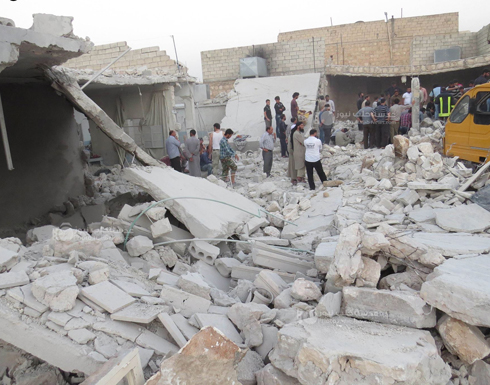 عشرات الضحايا بغارات روسية وللنظام على ريفي حلب ودمشق