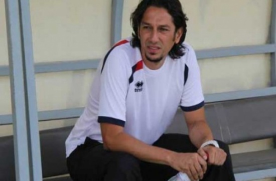 الوحدات يؤكد بقاء عبدالله أبوزمع في منصبه الوحدات يؤكد بقاء عبدالله أبوزمع في منصبه