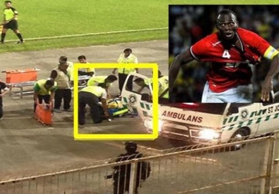 فيديو: مدافع نيجيري ينهار ويسقط ميتًا على أرض الملعب