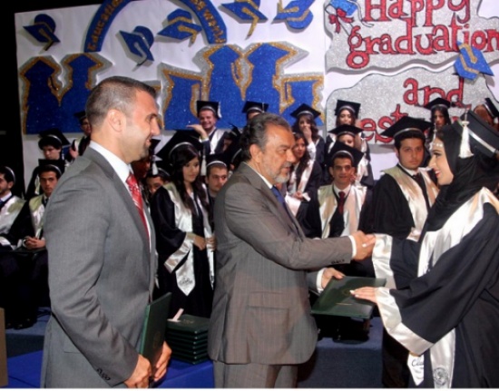 الامير عاصم بن نايف يرعى حفل تخريج مدرسة الشويفات الدولية الامير عاصم بن نايف يرعى حفل تخريج مدرسة الشويفات الدولية