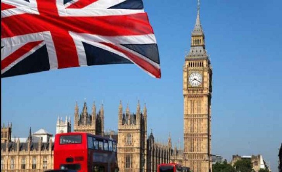 بريطانيا تطلب من شركات الأدوية زيادة مخزوناتها