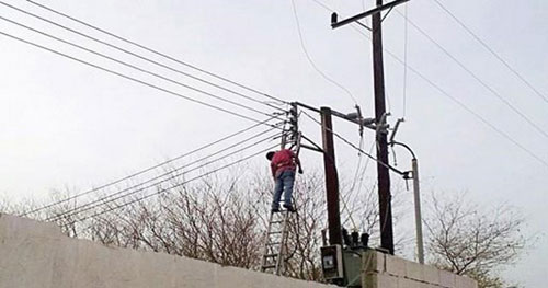 وفاة اربعيني بصعقة كهربائية بالمزار