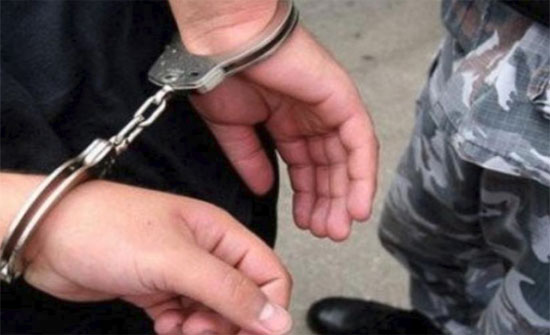 كمين يوقع بمروج مخدرات في الزرقاء كمين يوقع بمروج مخدرات في الزرقاء