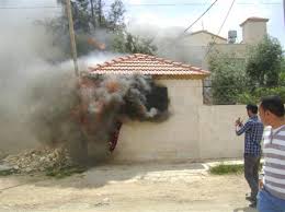 اشعال النار بمنزل في بارحة إربد والشرطة تتدخل " التفاصيل " اشعال النار بمنزل في بارحة إربد والشرطة تتدخل " التفاصيل "