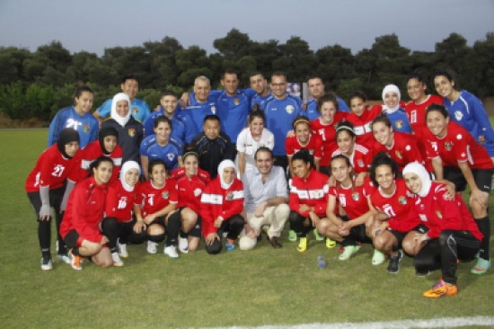 الأمير علي يحفز نشميات المنتخب النسوي قبل المشاركة بنهائيات كأس آسيا
