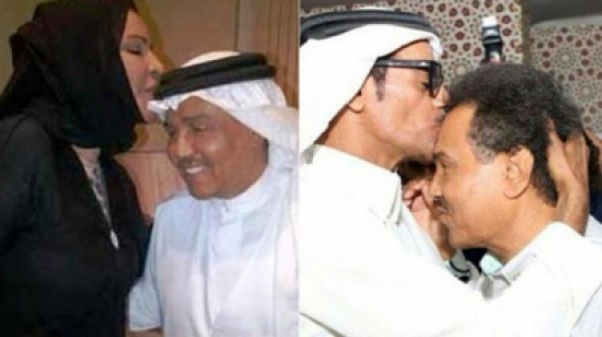 صور: لماذا قبّل هؤلاء الفنانون رأس محمد عبده؟ صور: لماذا قبّل هؤلاء الفنانون رأس محمد عبده؟