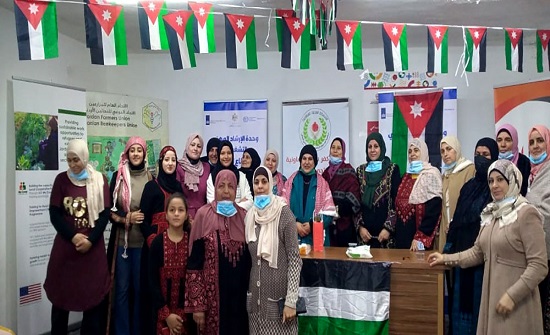 فاعليات شعبية ورسمية تواصل احتفالاتها بمئوية الدولة وميلاد القائد فاعليات شعبية ورسمية تواصل احتفالاتها بمئوية الدولة وميلاد القائد