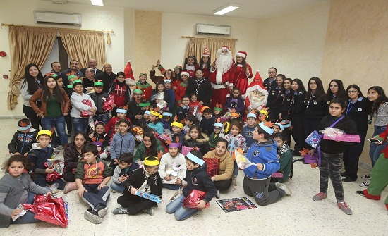 مبادرة Give ترسم الفرح على وجوه الأطفال بهدايا العيد