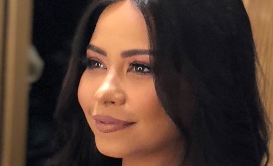 هل قررت شيرين عبدالوهاب إعتزال الغناء وابلغت هاني شاكر! هل قررت شيرين عبدالوهاب إعتزال الغناء وابلغت هاني شاكر!